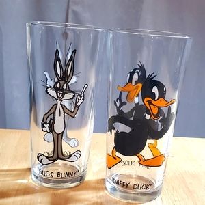 VTG Pepsi Glass Cups Bugs Bunny Daffy Duck 1973